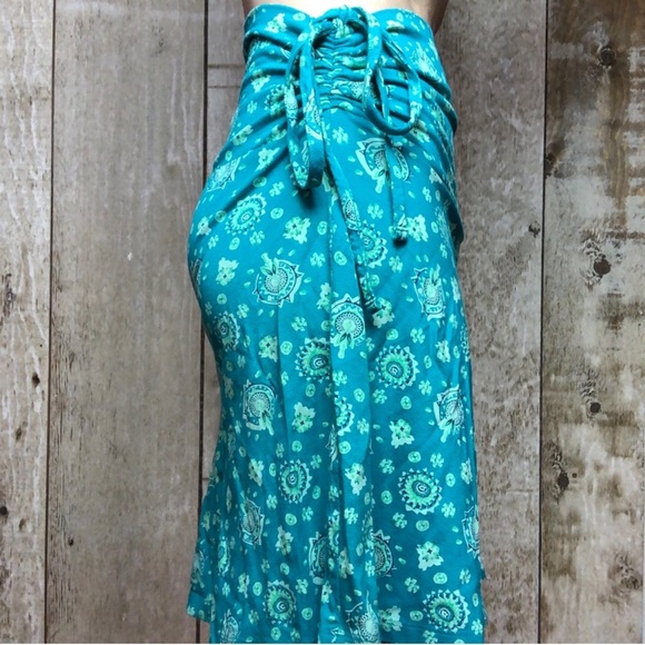 2 skirt bundle. Patagonia teal patterned and Carve Designs grey teal polka dots - Picture 8 of 12